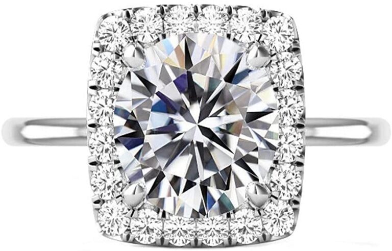 BETWEEN MOISSANITE AND DIAMOND