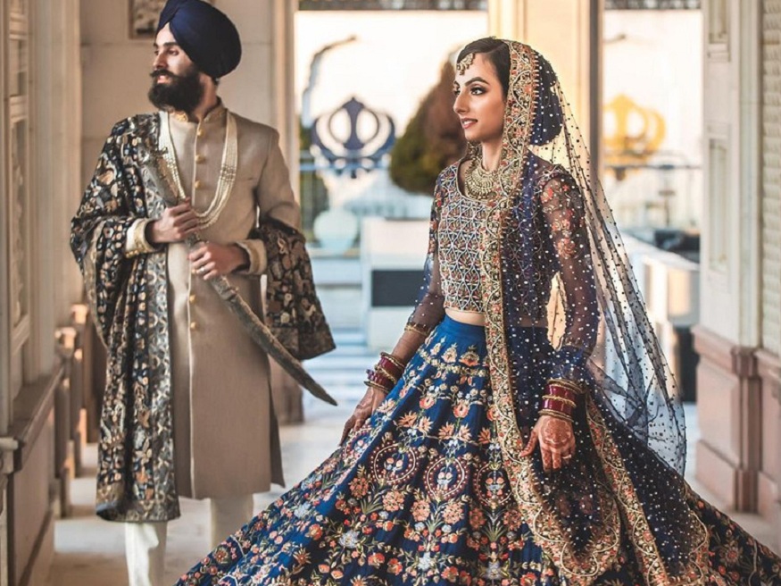 Designer Lehengas